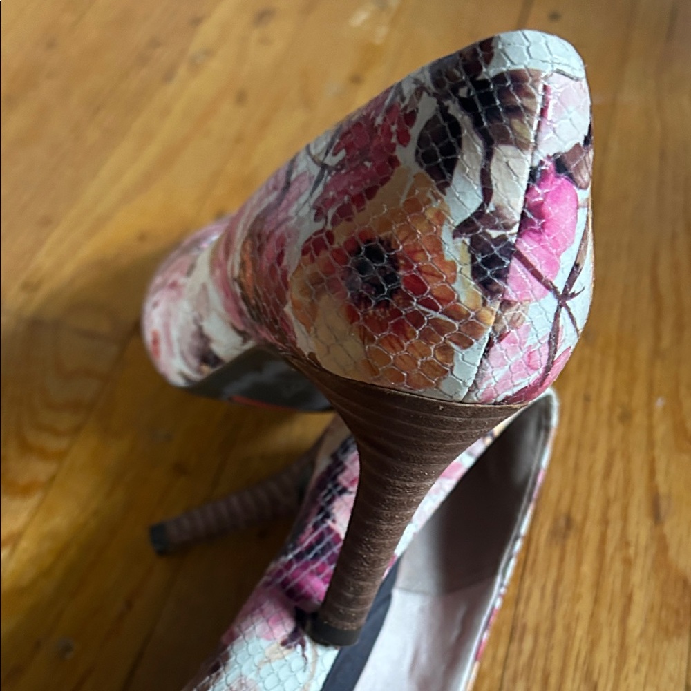 Rockport Women's Floral Heels - Pink and Brown Sz 9.5đź’•Very comfortableđź’• - Picture 9 of 10